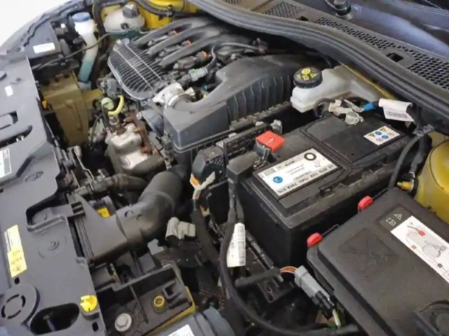 Peugeot 208 puretech 75 s&amp;s bvm5 — photo 15