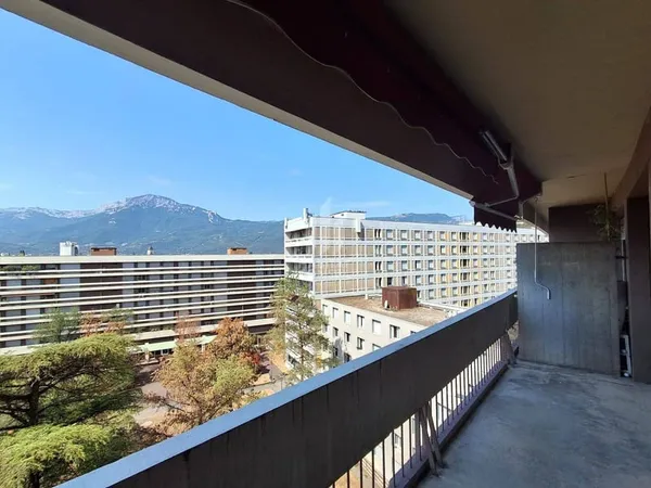 Appartement 4 pièces 83 m²