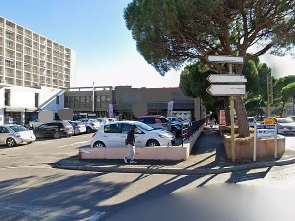 Fonds de commerce 255 m²