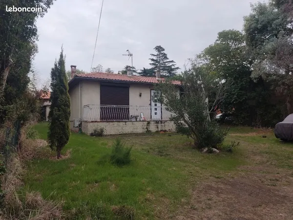 Maison + annexes