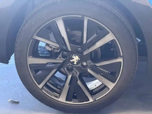 Peugeot 208 puretech 130 s&amp;s eat8 — photo 61