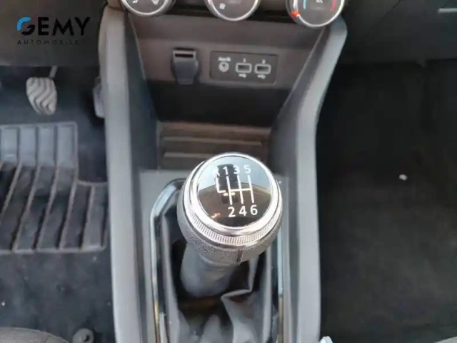 Renault Clio tce 90 — photo 20