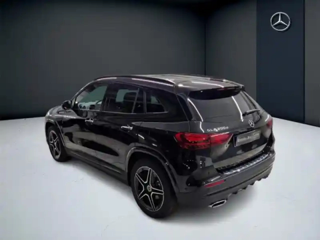 Mercedes Gla 200 d amg line — photo 3