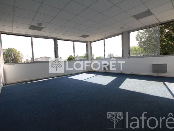 Bureaux 1 pièce 40 m²