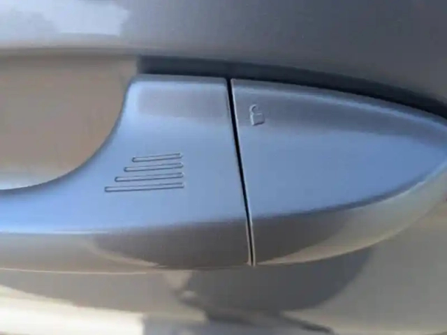 Ford Fiesta 1.0 ecoboost 100ch stop&amp;start titanium 5p euro6.2 — photo 4