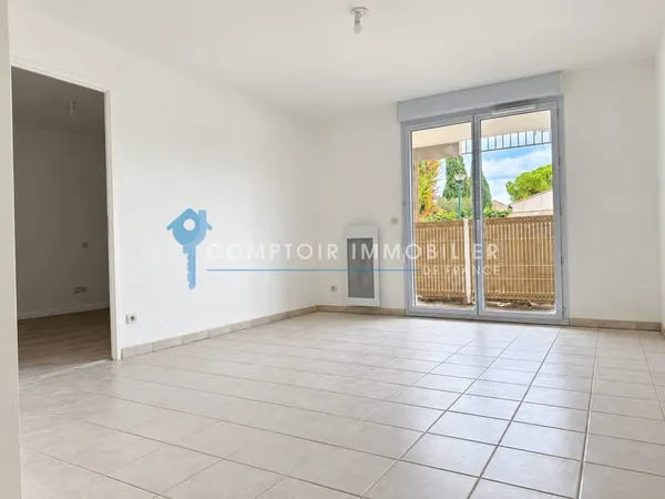 A VENDRE DEPT 30 (GARD) GENERAC APPART T2 AVEC JARDINET ET P