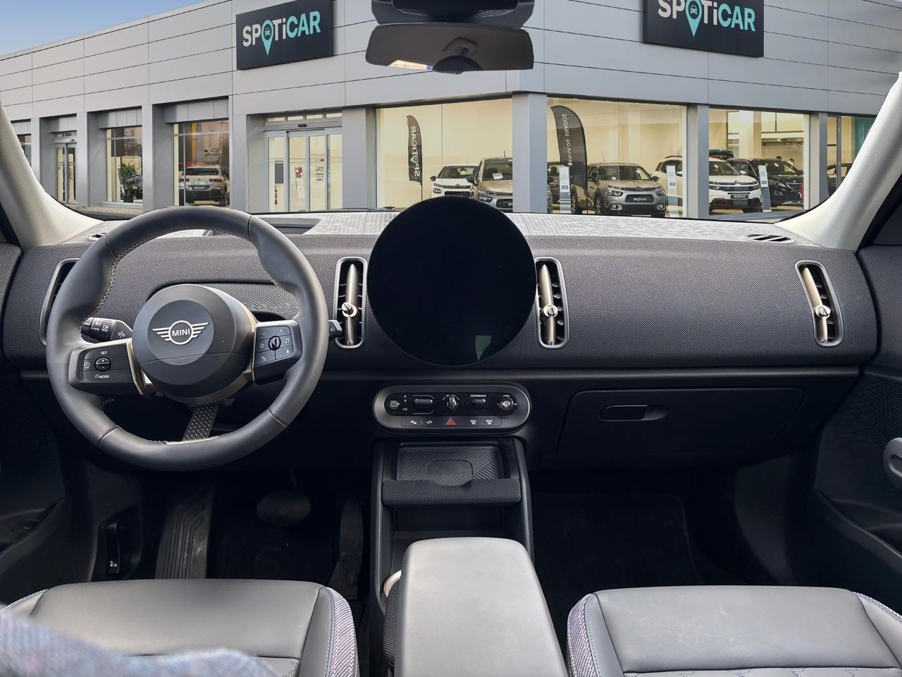 Mini Countryman e 204ch classic — photo 8