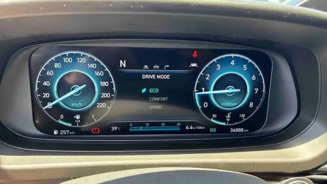 Hyundai Bayon 1.0 t-gdi 100 hybrid 48v — photo 26
