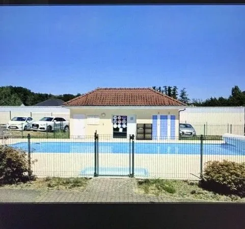 Appartement meublé avec balcon, piscine privée