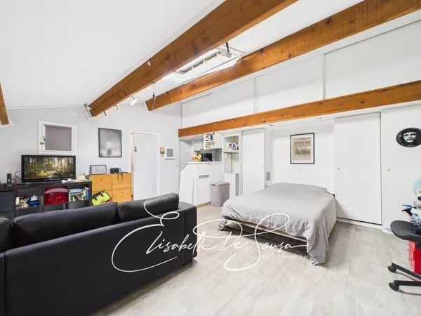Villejuif - Grand studio vendu loué
