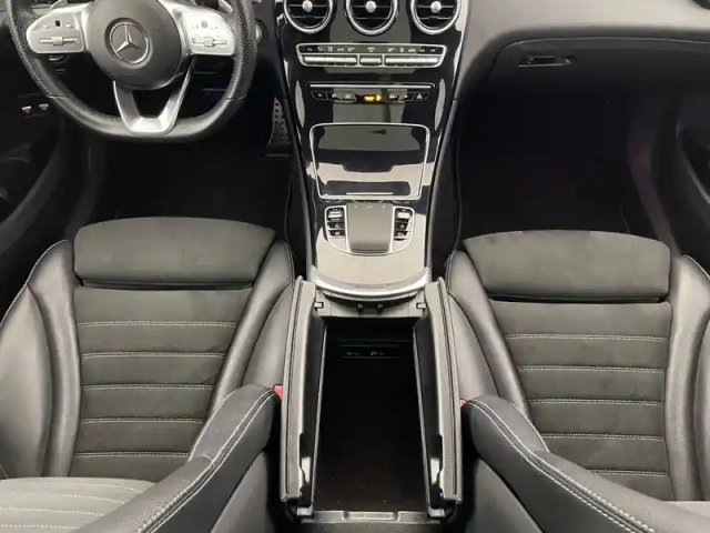 Mercedes Glc 300 e 9g-tronic 4matic — photo 26
