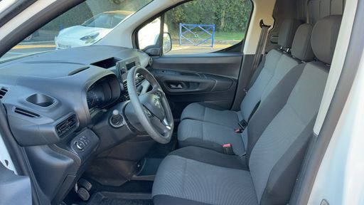 Opel Combo 1.5 CDTi 102 - Cargo Pack Clim – 2019 – 44689 km – Diesel – Boîte Manuelle — photo 24