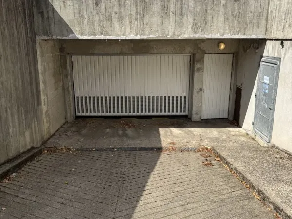 Location double parking securisé