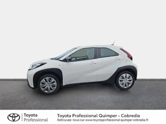 Toyota Aygo x 1.0 vvt-i 72ch dynamic my23 — photo 3