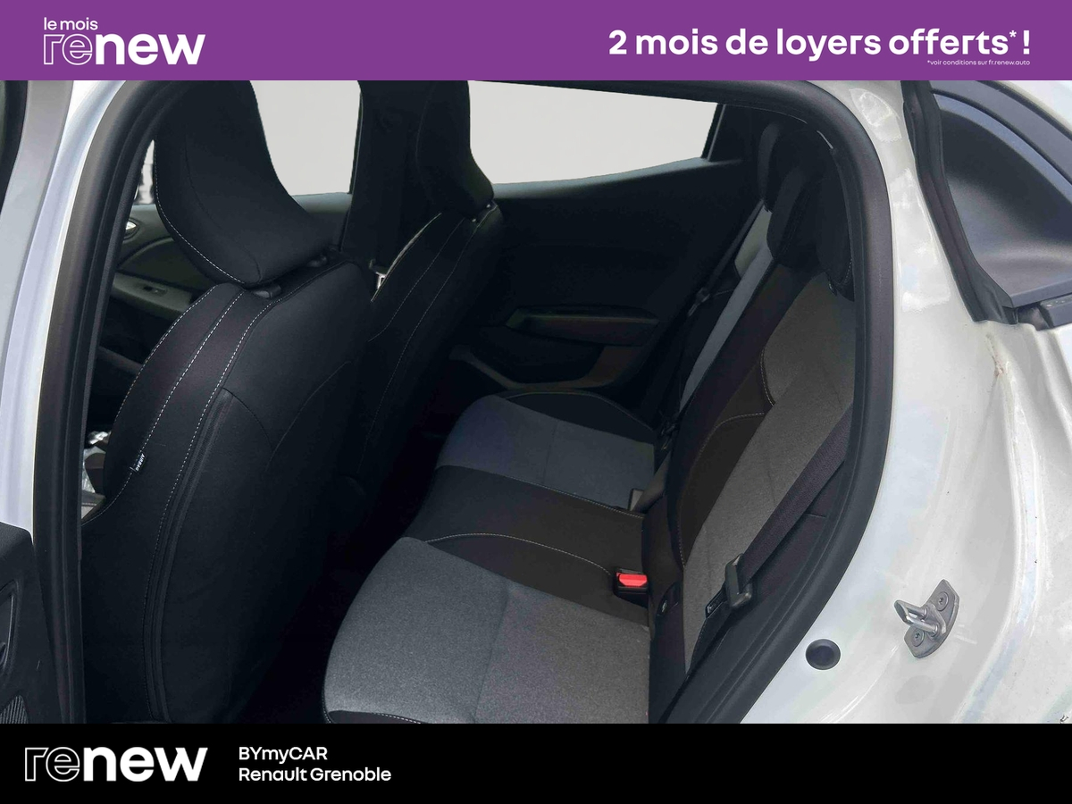 Renault Clio E-Tech full hybrid 145 ch GSR2 — photo 12