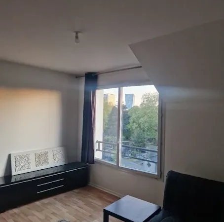 Studio 1 pièce 27 m²