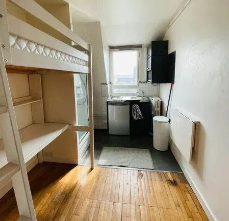 Appartement 1 pièce 9 m²