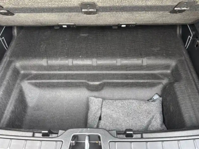 Volvo Ex40 single extended range 252 ch 1edt — photo 23