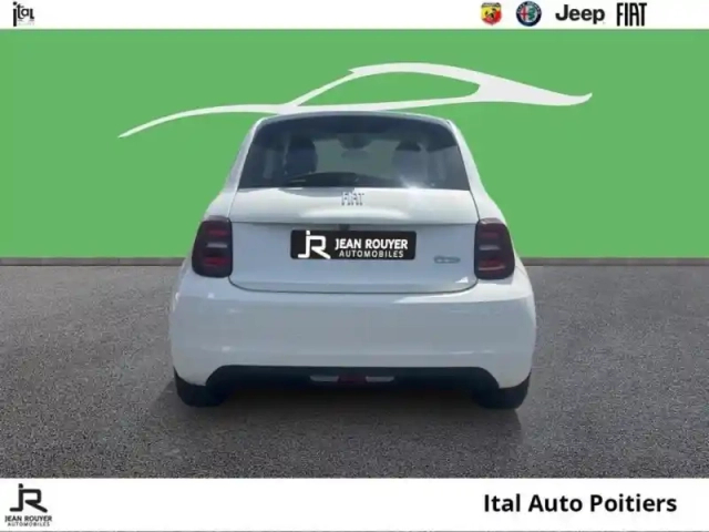 Fiat 500 icône berline 23,8 kwh — photo 5