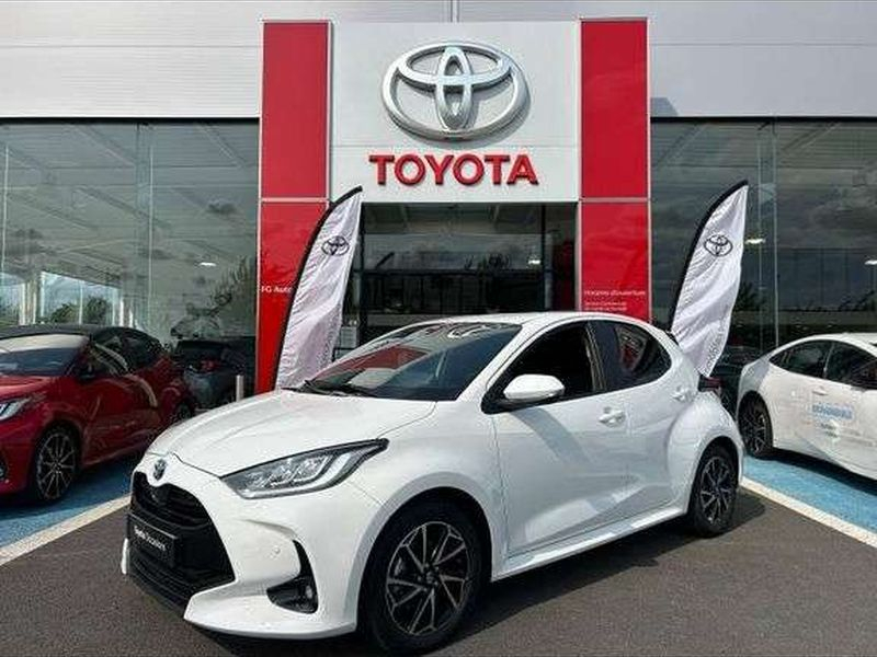 Toyota YARIS Toyota Yaris 116h Design 5p MY22 — photo 1
