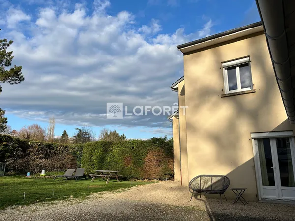 ONET LE CHATEAU, VABRE : MAISON TYPE 3 AVEC BEAU JARDIN