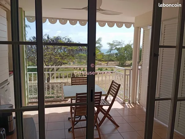 Studio 1 pièce 22 m²