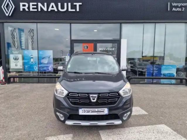Dacia Lodgy 7 places stepway dci 110 — photo 28