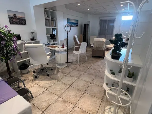 Cabinet paramédicale/esthetique/soins