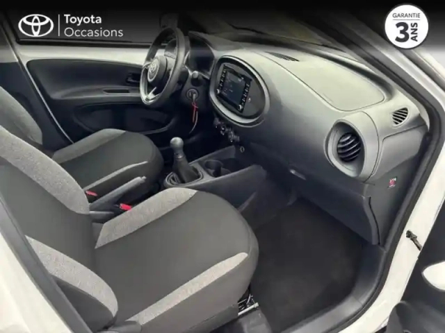 Toyota Aygo X 1.0 vvt-i 72ch active business my23 — photo 6
