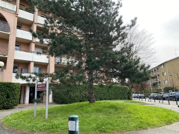 Garage/Parking