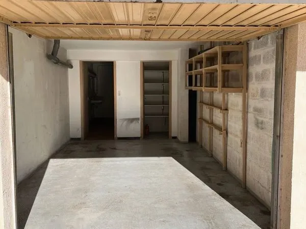 Location garage 32m² port de Carqueiranne