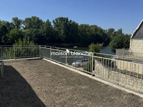 Vends maison ancienne - 110 m² - 5 pièces, 2 chambres - Chouzé-sur-Loire 37140