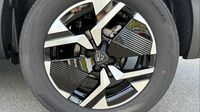 Peugeot 2008 1.2 Hybrid 110ch Allure e-DCS6 — photo 30