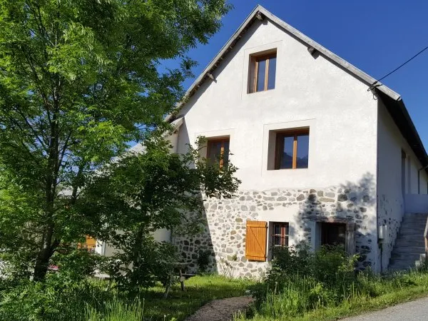 Location appartement dans maison de pays, Hautes Alpes 100m2