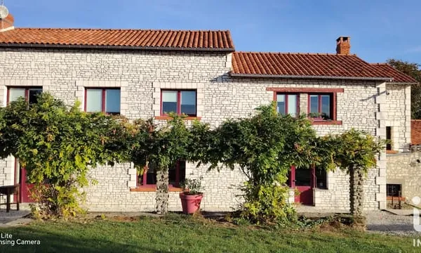 Maison 12 pièces 460 m²
