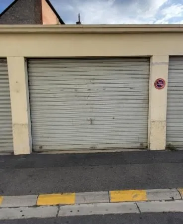 Garage/box 16 m² Reims
