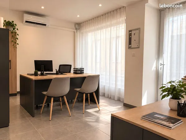 Bureaux 30 m² SALON DE PROVENCE