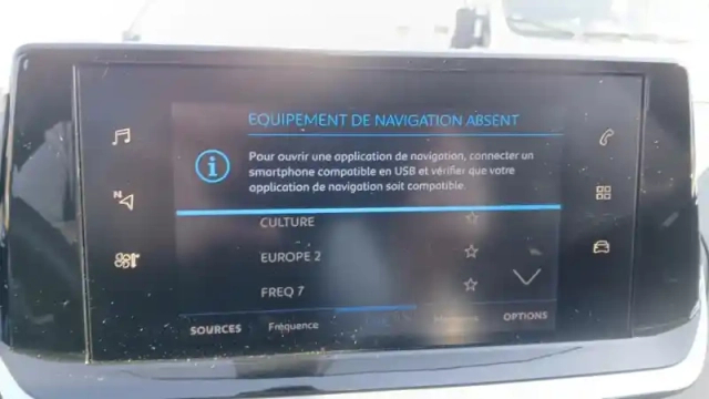 Peugeot 2008 puretech 130 s&amp;s eat8 — photo 22