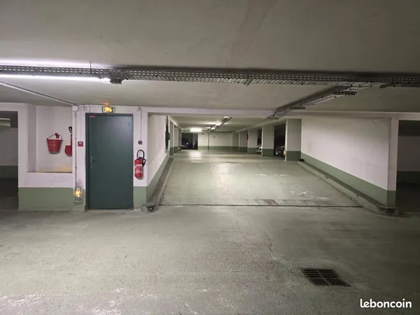 Place de parking Issy-les-Moulineaux