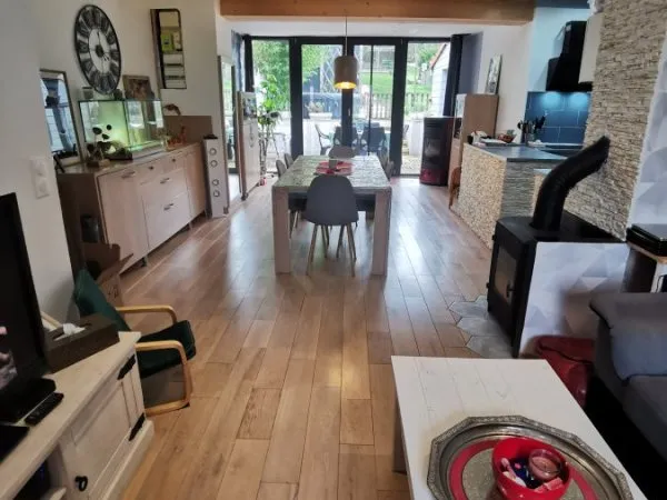 Maison 8 pièces 100 m²