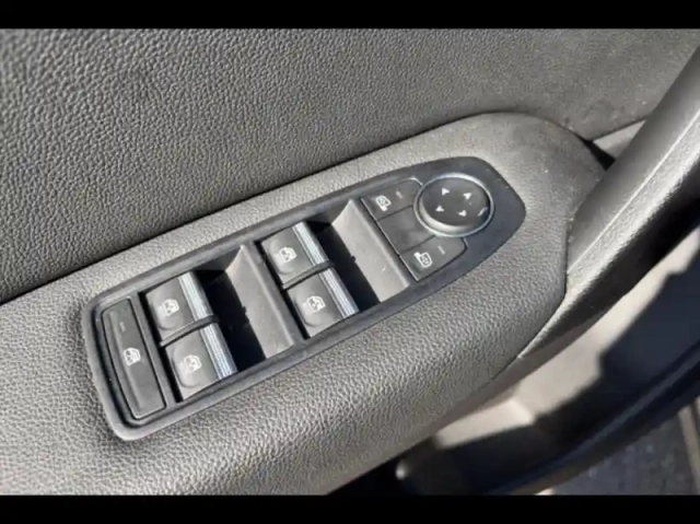 Renault Captur 1.0 tce 90ch techno — photo 15
