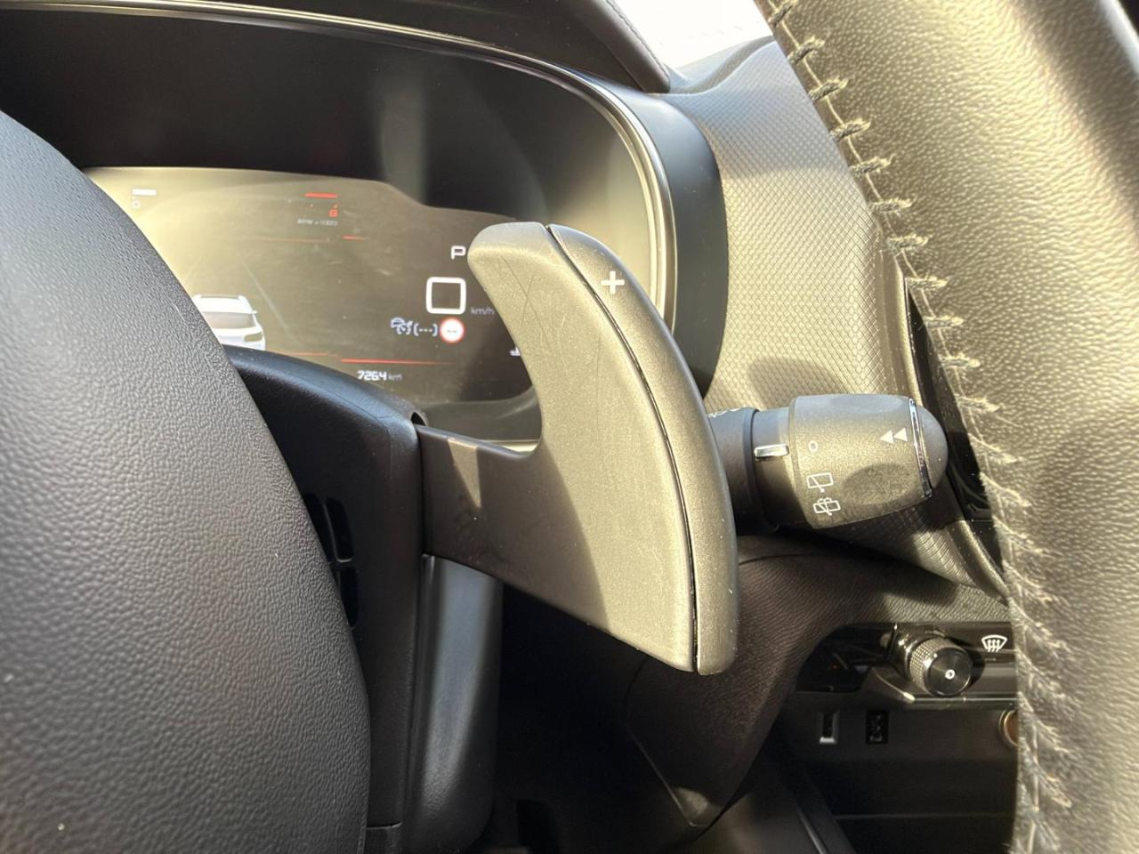 Citroën C5 Aircross puretech 130ch s&s shine eat8 — photo 18