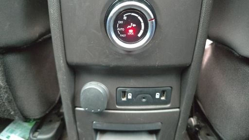 Renault Espace 1.6 dCi Energy 160 EDC6 - Initiale Paris – 2018 – 129115 km – Diesel – Boîte Automatique — photo 26