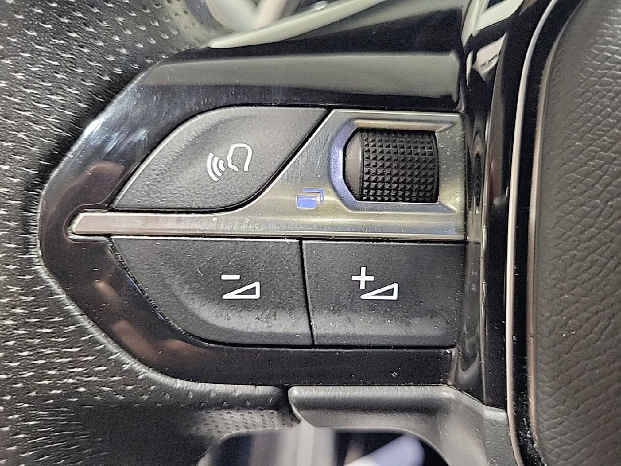 Peugeot 3008 hybrid 225 e-eat8 gt — photo 19