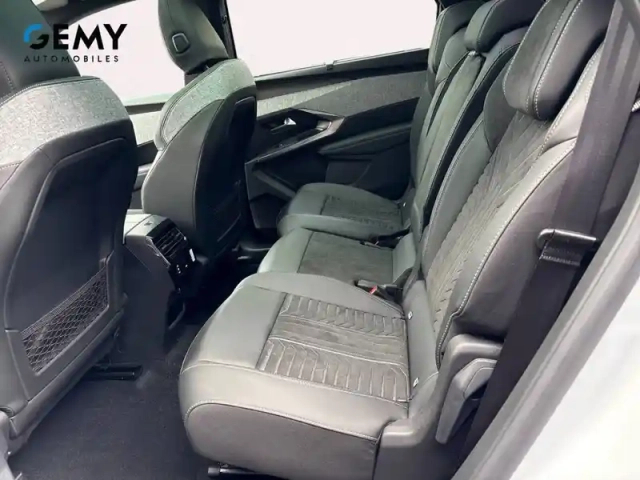 Peugeot 5008 plug-in hybrid 195 e-dcs7 — photo 10