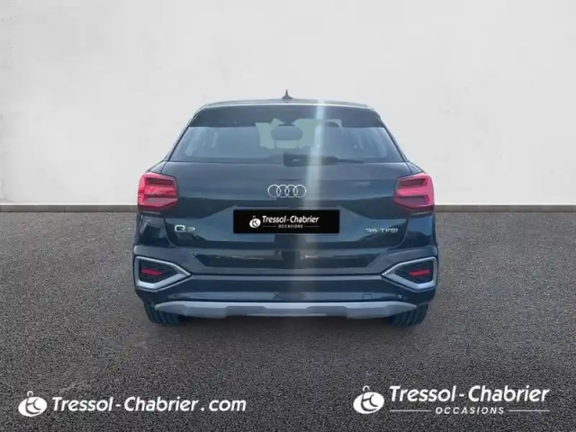 Audi Q2 35 tfsi cod 150 s tronic 7 design luxe — photo 4