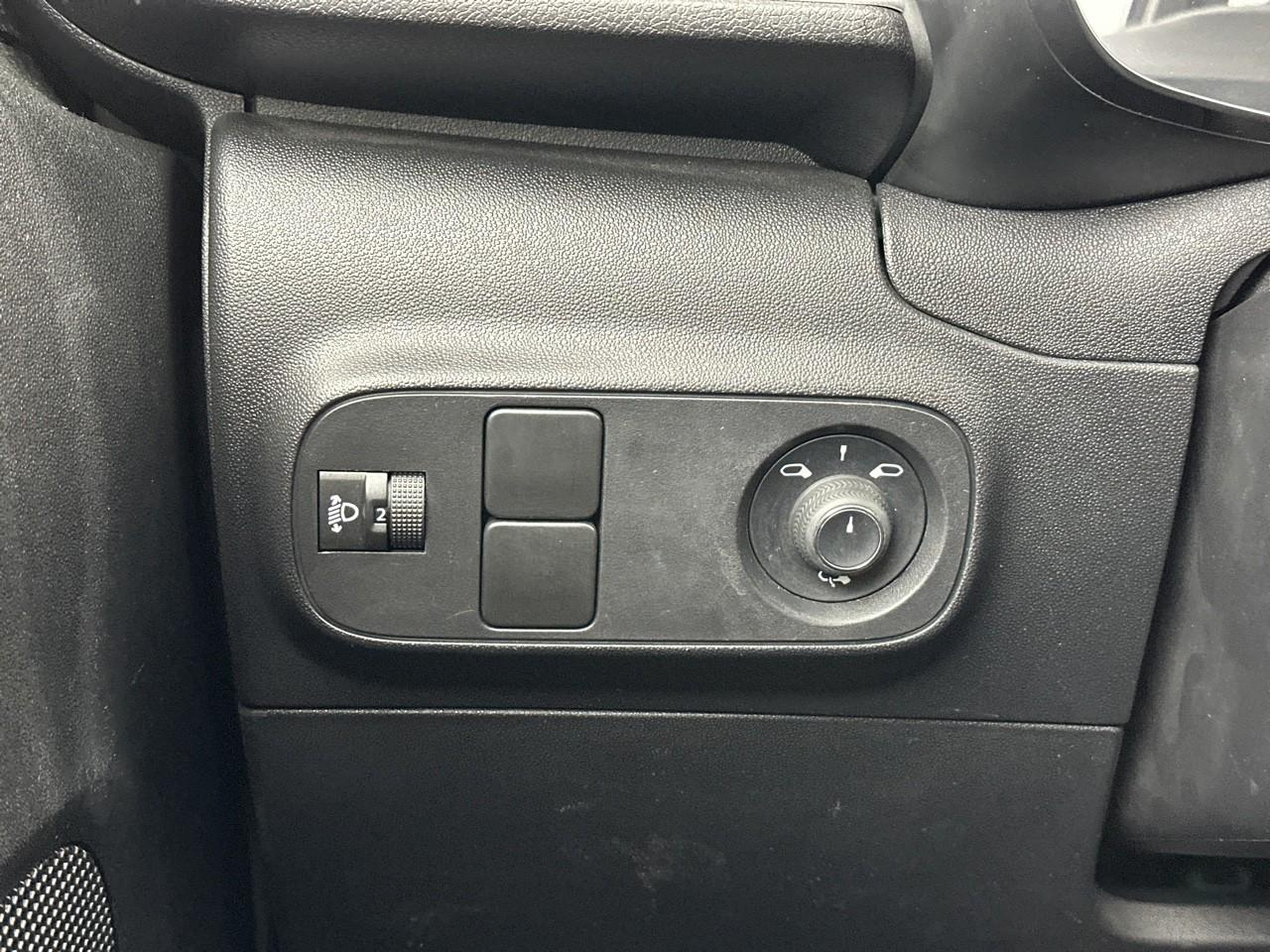 Citroën C3 bluehdi 100 bvm6 you — photo 16