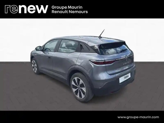 Renault Megane e-tech electric ev60 130ch evolution er super charge -c — photo 10