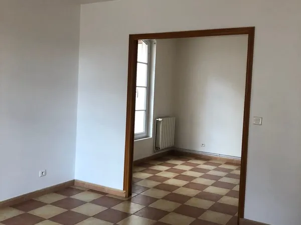Creil Appartement 4 pièces de 60,64 m2 avec parking