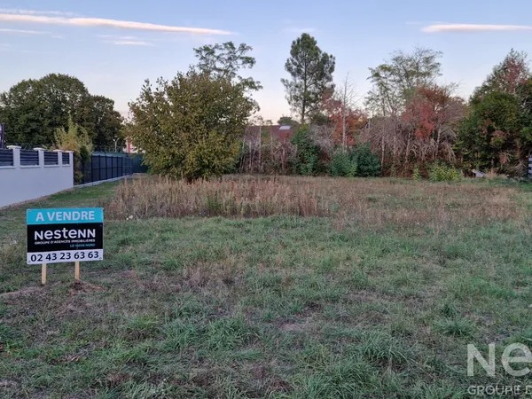 Terrain à vendre de 1002 m² à Champagné - 96 300 €